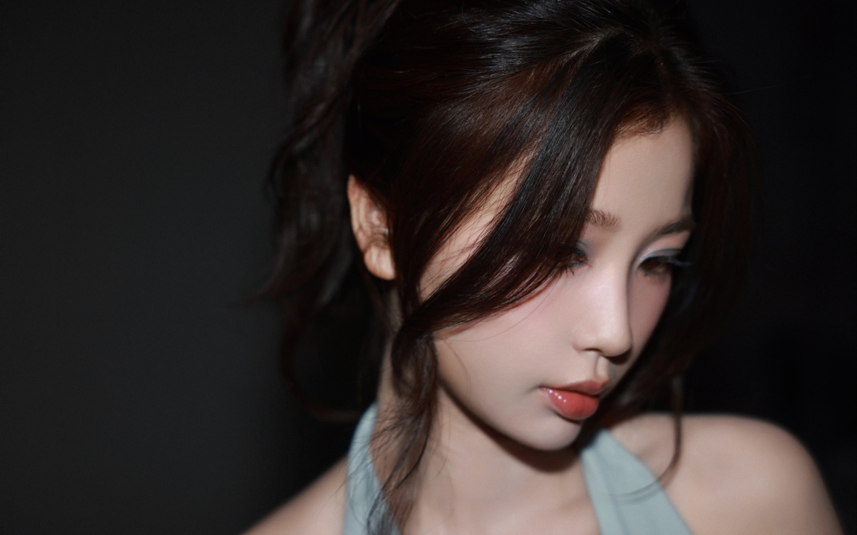 虞书欣4k高清美女壁纸