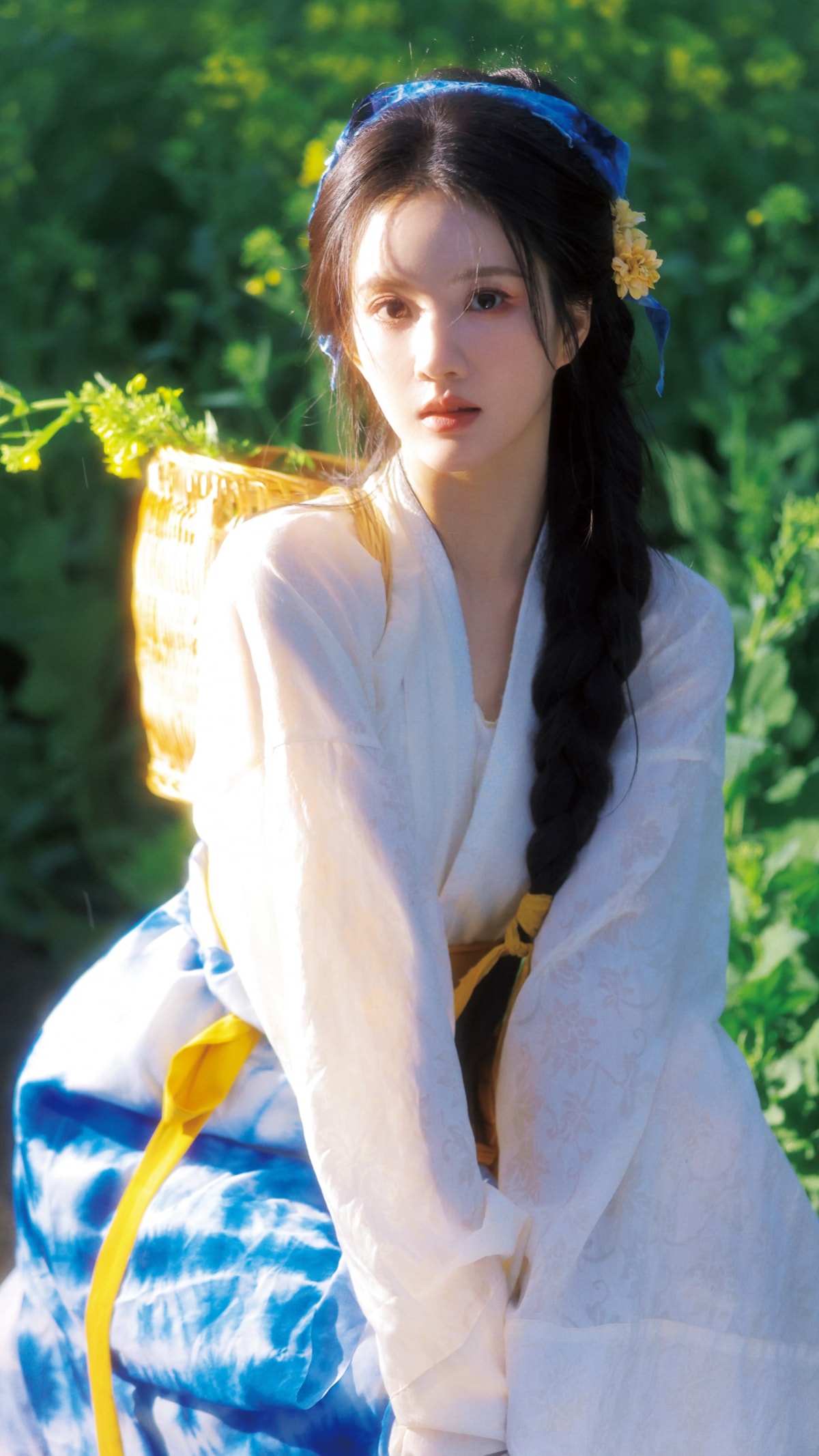春天小清新美女刘些宁4K手机壁纸图片